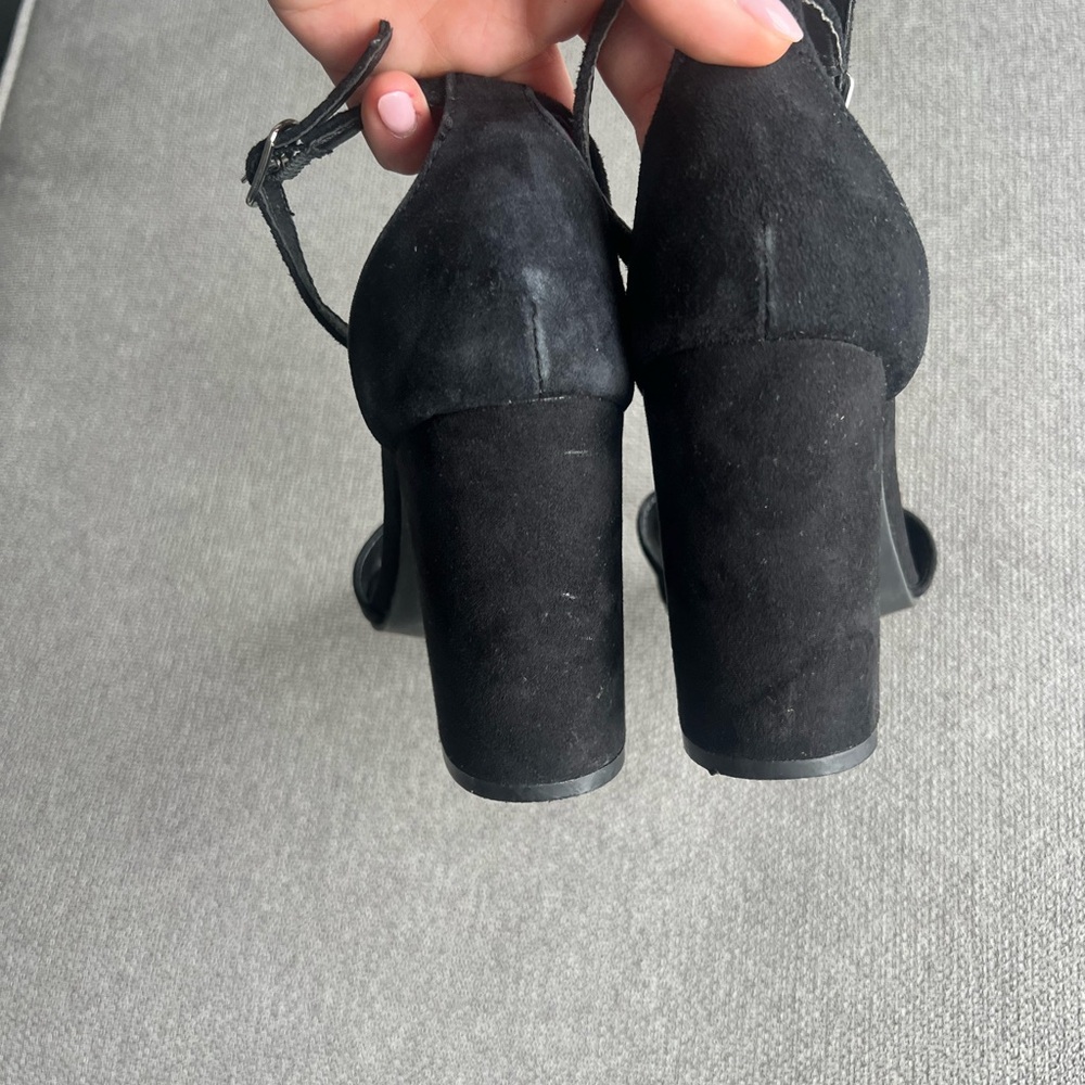Steve Madden “Kevlyn” Black Block Heel - Picture 4 of 5